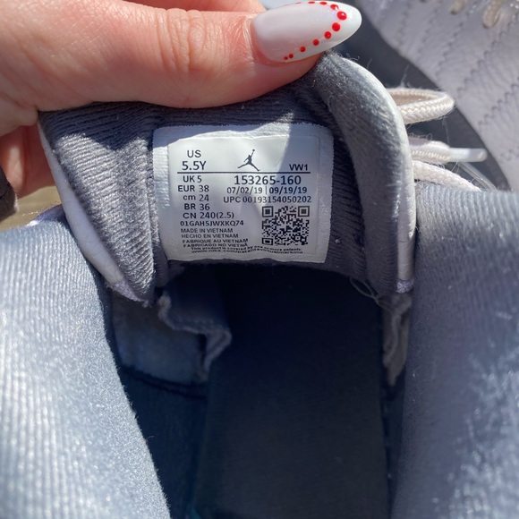 Air Jordan 12’s Flint Grey - Picture 6 of 12